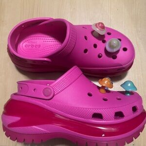 Platform CROCS size 10 Bright Pink with Mushroom Charms. Almost new!